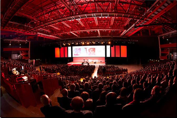 Organiser un événement au zénith de dijon intérieur salle séminaire conférence concert pour entreprises
